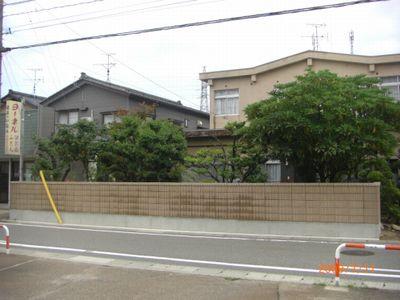 丈夫で立派なブロック塀！！