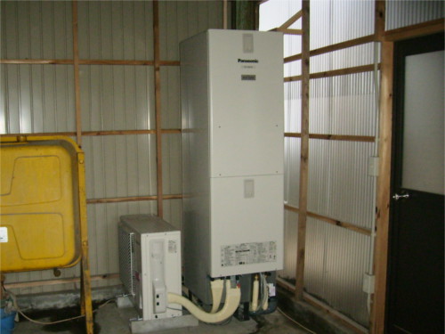 エコキュートーでオール電化！！