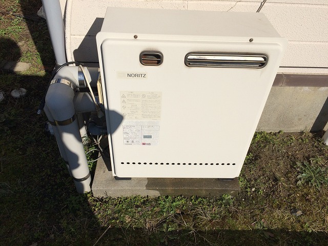 給湯器入替え：施工前