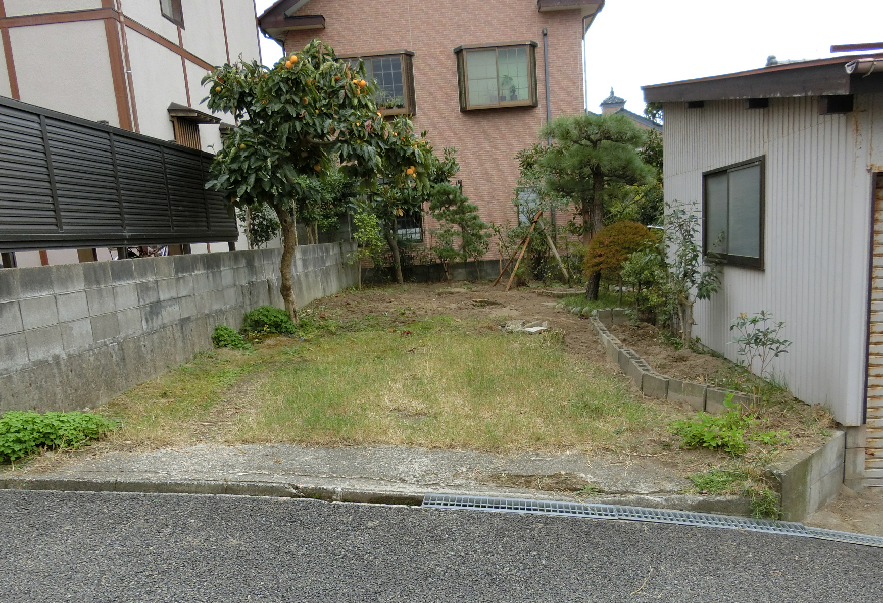 新潟市西区、土間打ち工事のビフォー写真です。
