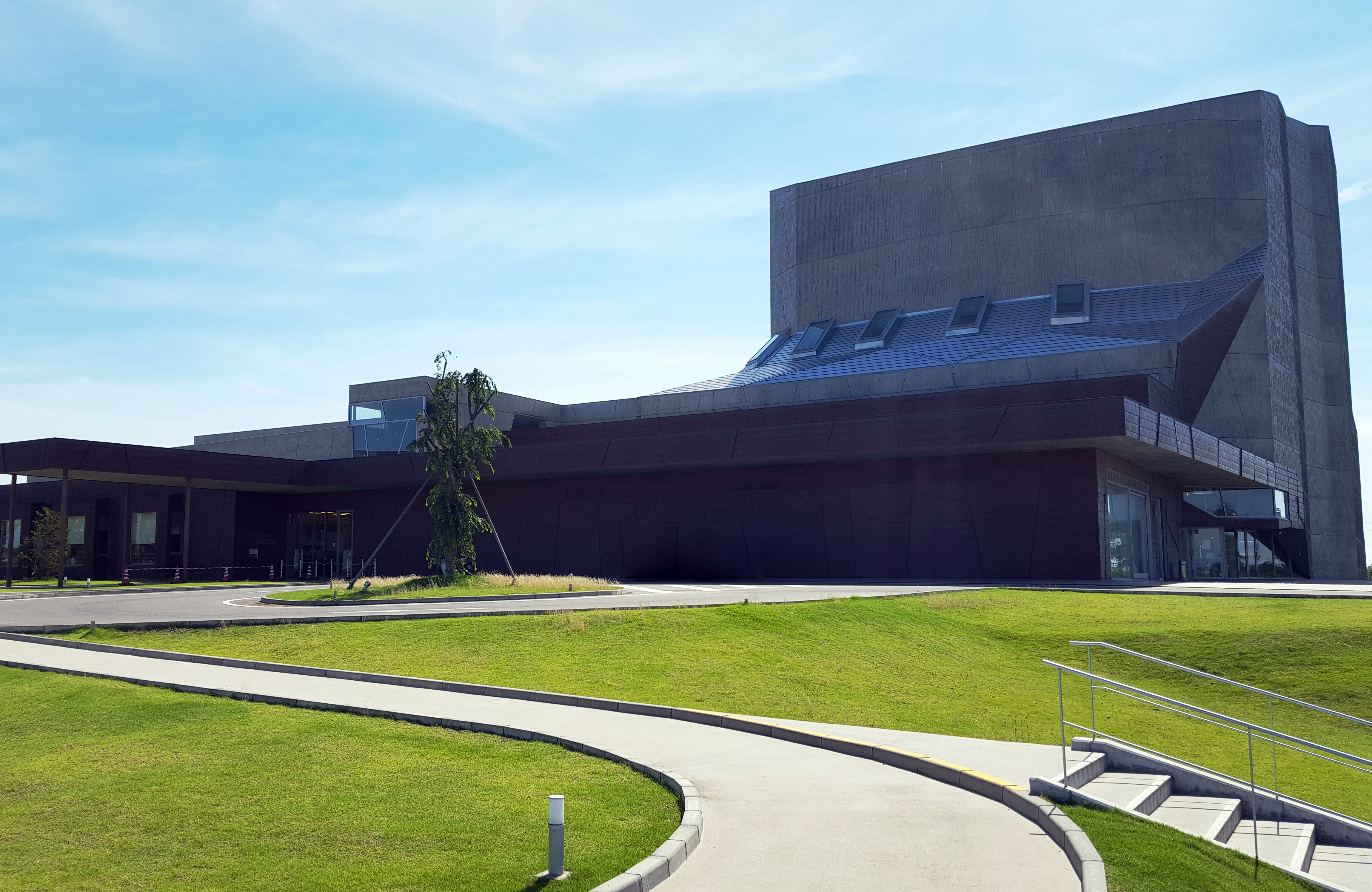 江南区文化会館外観