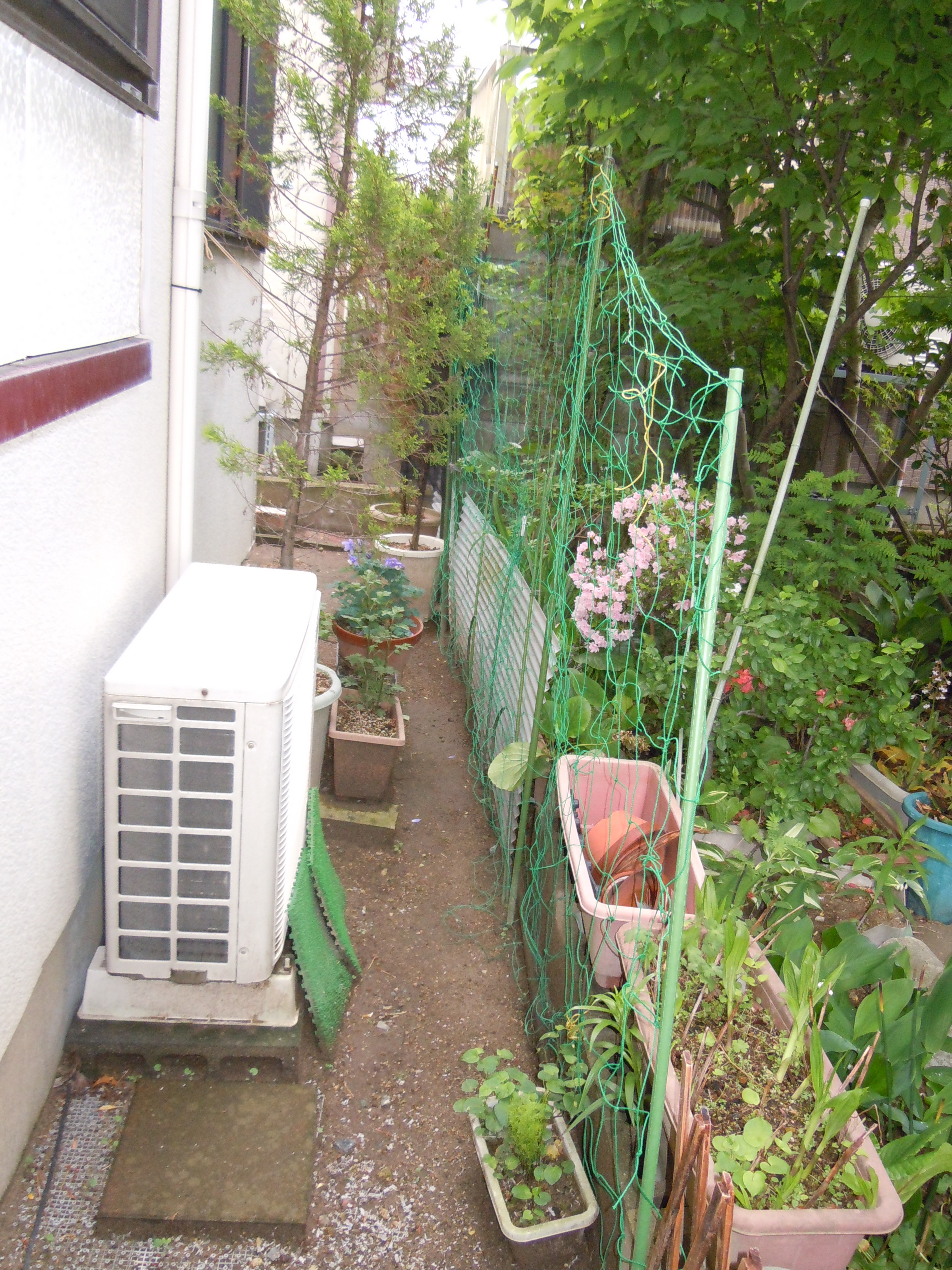 新潟市西区 フェンス設置・ビフォー