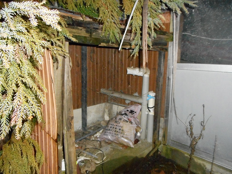 新潟市南区 給湯器交換・ビフォー