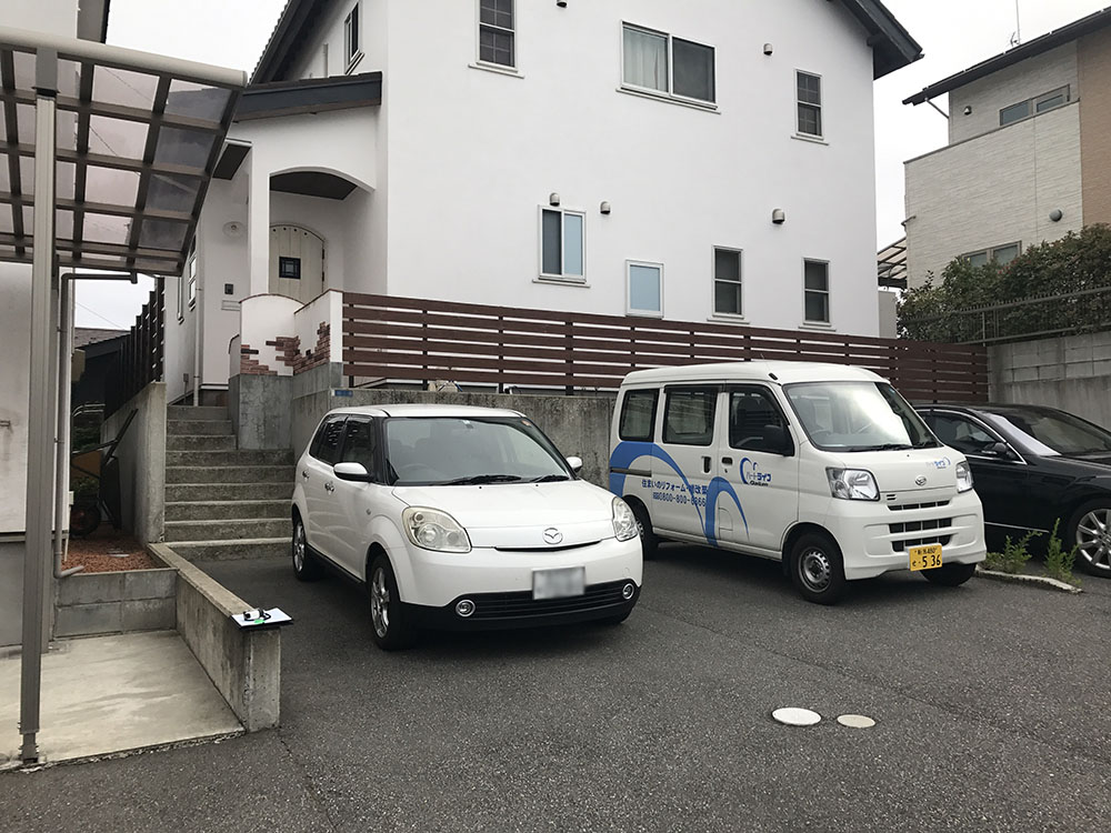 カーポート新設工事前