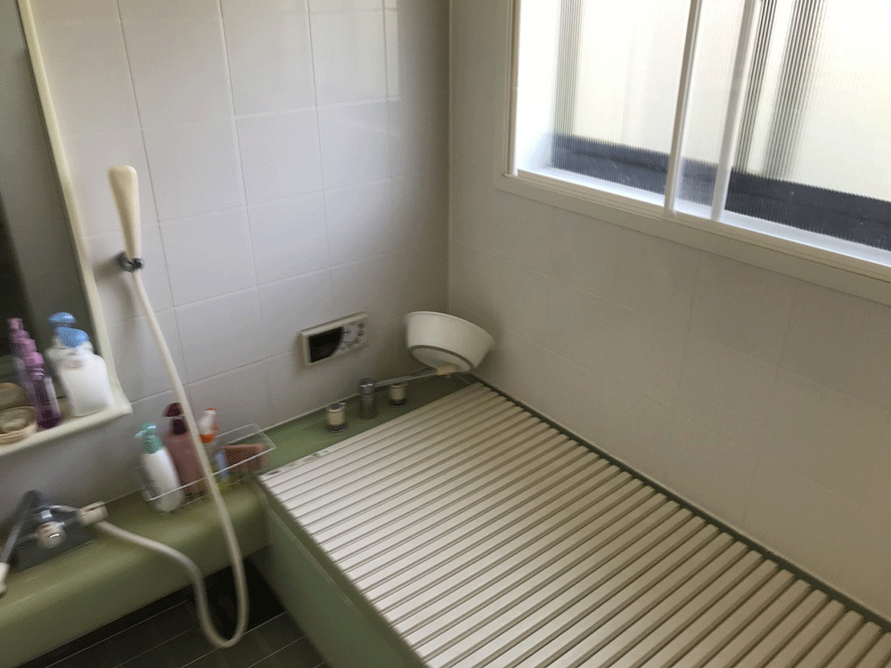 浴室改修工事：ビフォー